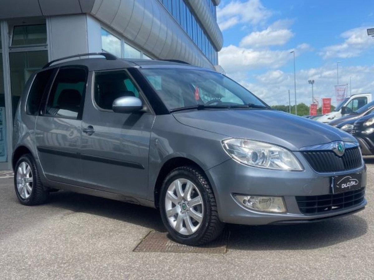 Skoda Roomster TSI 86CV Style (2)