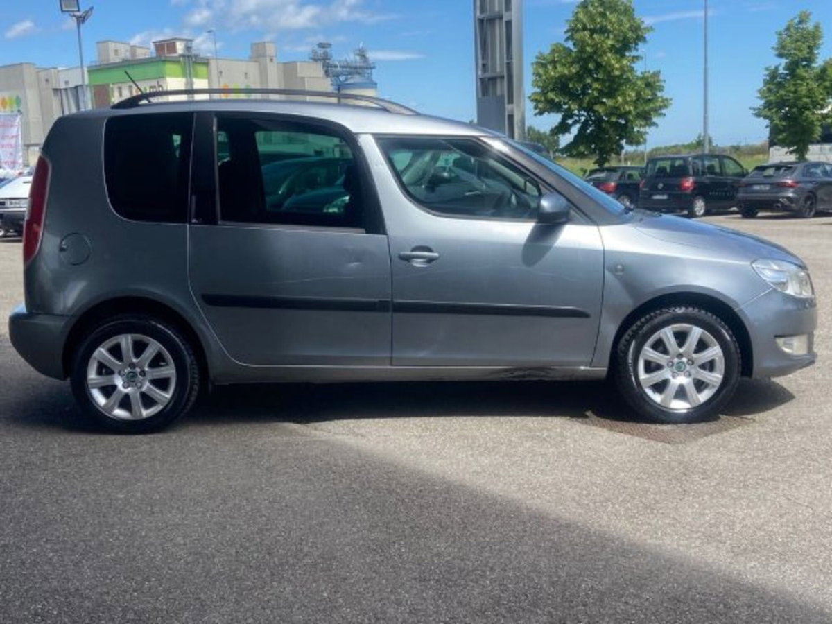 Skoda Roomster TSI 86CV Style (7)