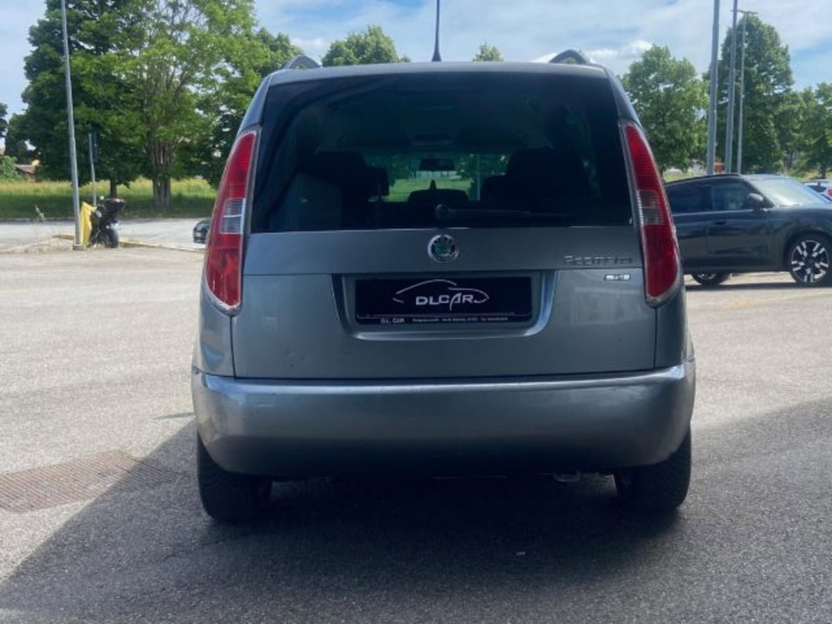 Skoda Roomster TSI 86CV Style (9)