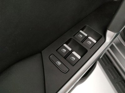 Emc 212 212 2.0 tgdi Adventurer 4wd 8at (18)