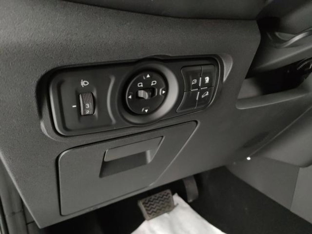 Emc 212 212 2.0 tgdi Adventurer 4wd 8at (20)