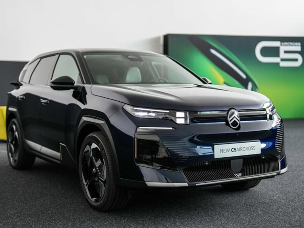 Citroen C5 Aircross 1.2 hybrid Plus 136cv e-dcs6