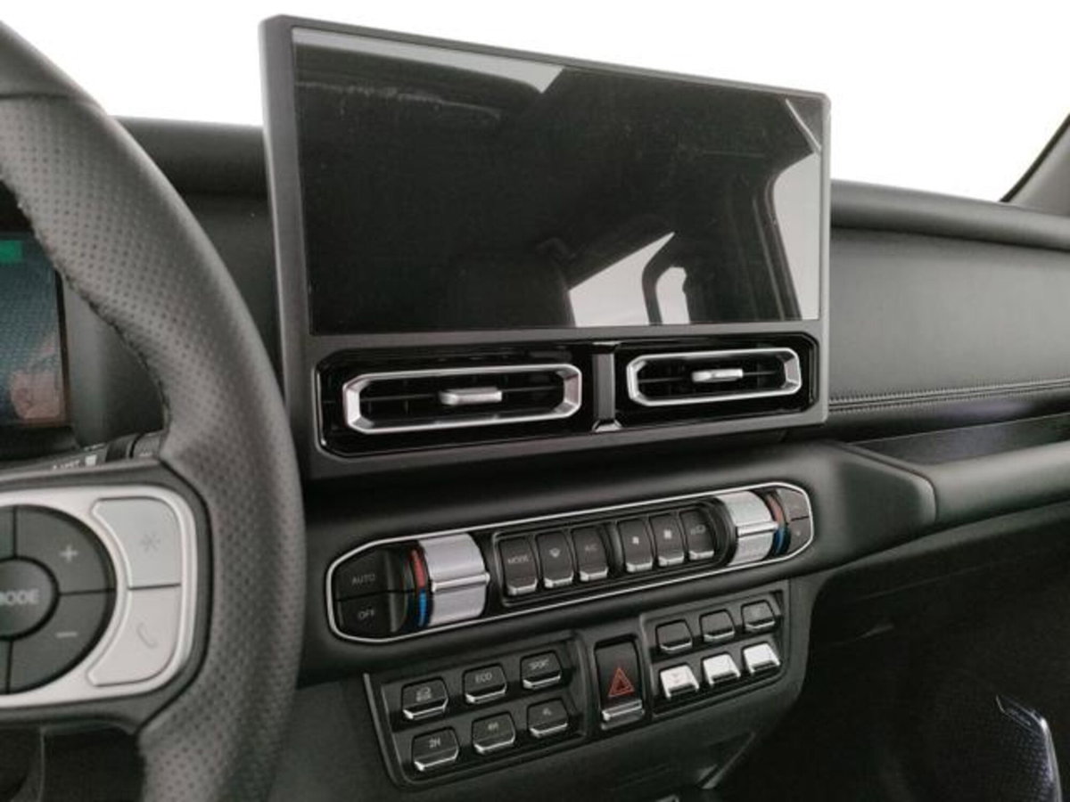 Emc 212 212 2.0 tdi Diesel 4wd 8at (11)