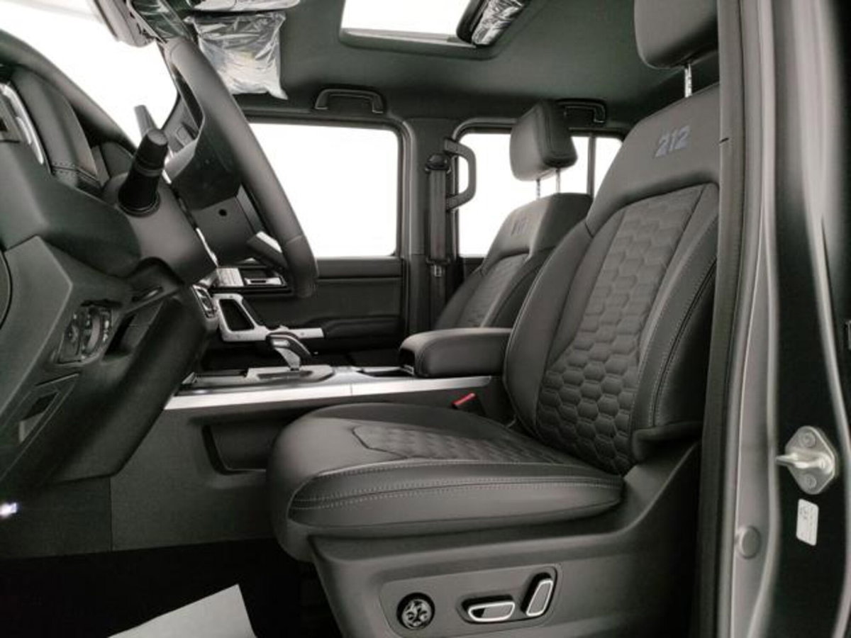 Emc 212 212 2.0 tdi Diesel 4wd 8at (5)