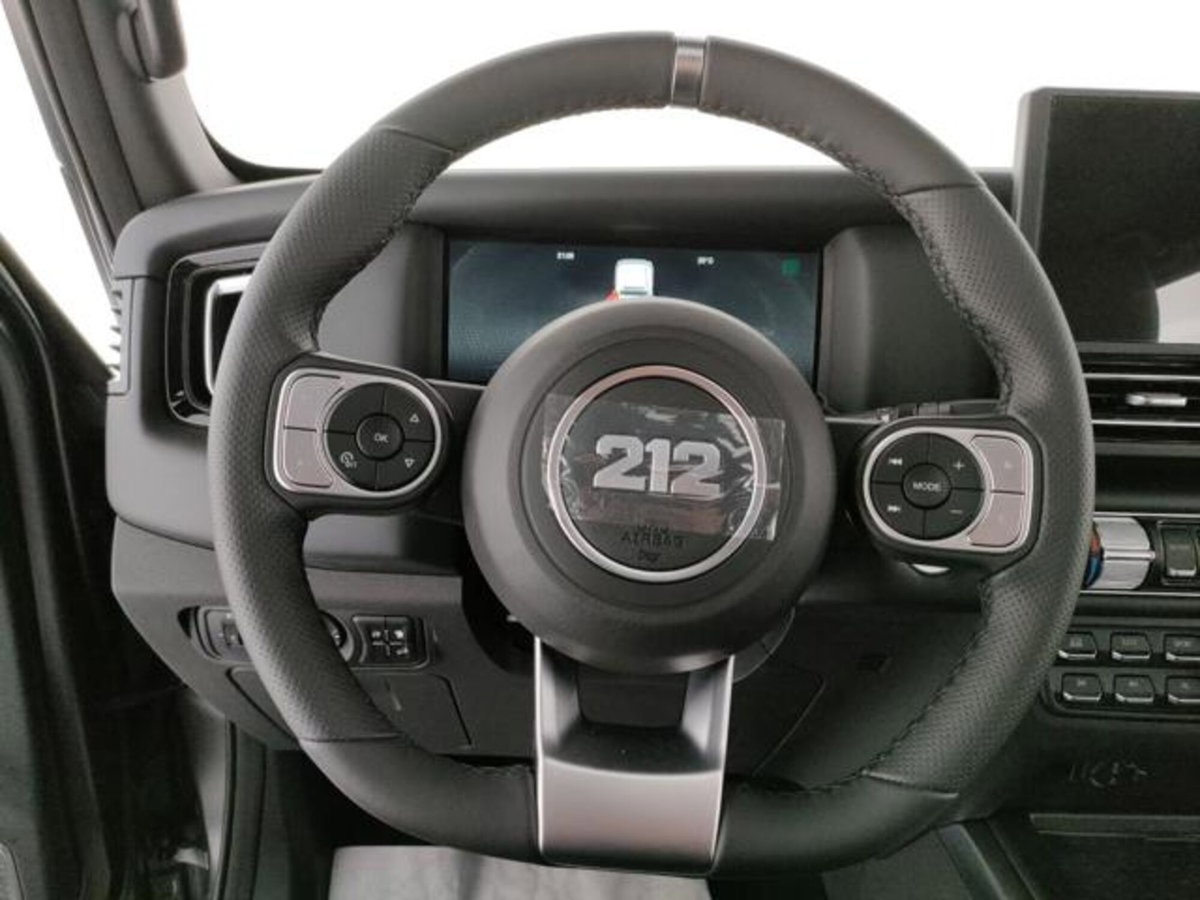 Emc 212 212 2.0 tdi Diesel 4wd 8at (9)