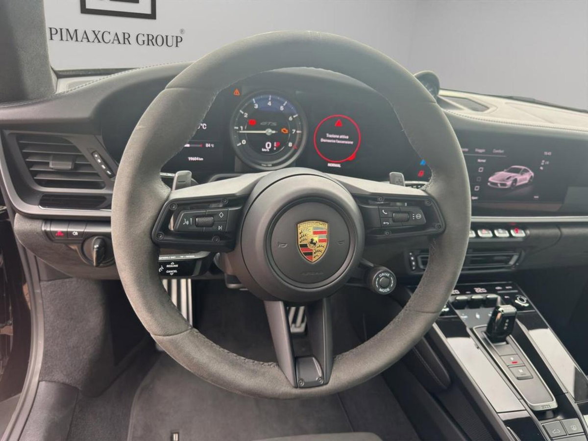 Porsche 911 Coupé Coupe 3.0 Carrera 4 GTS (10)