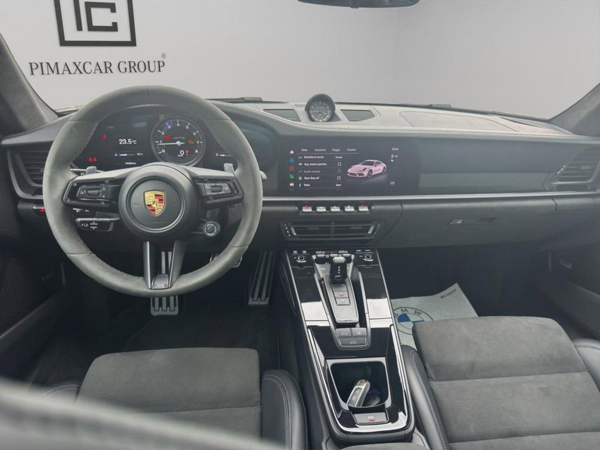 Porsche 911 Coupé Coupe 3.0 Carrera 4 GTS (14)