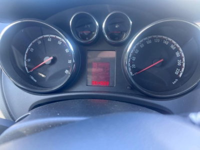 Opel Meriva 1.4 100CV Cosmo (5)