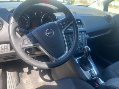 Opel Meriva 1.4 100CV Cosmo (6)