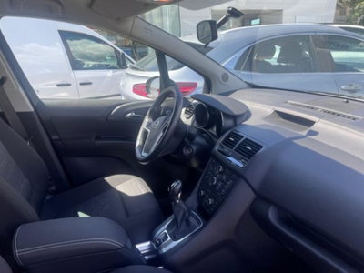 Opel Meriva 1.4 100CV Cosmo (9)