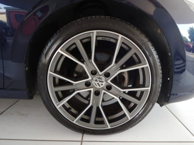 Volkswagen Golf 1.0 eTSI EVO DSG Life (3)