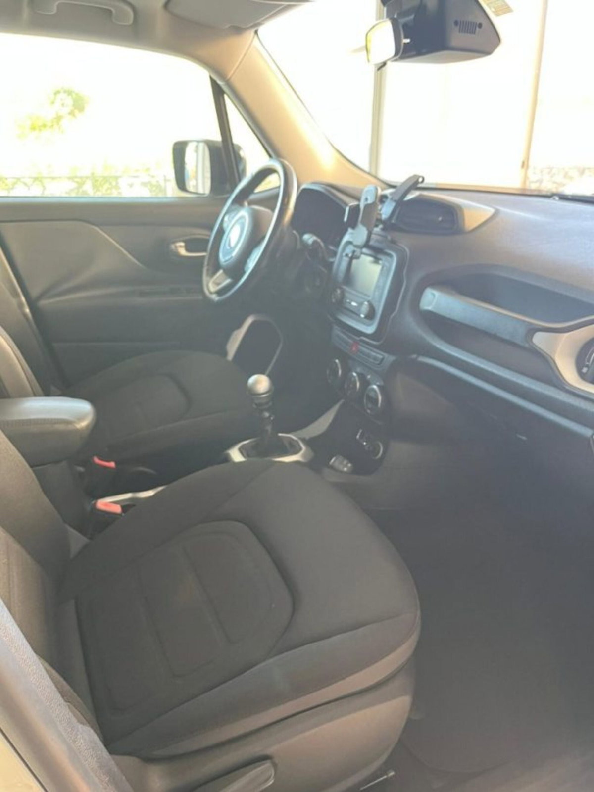 Jeep Renegade 1.6 Mjt 120 CV Limited (6)