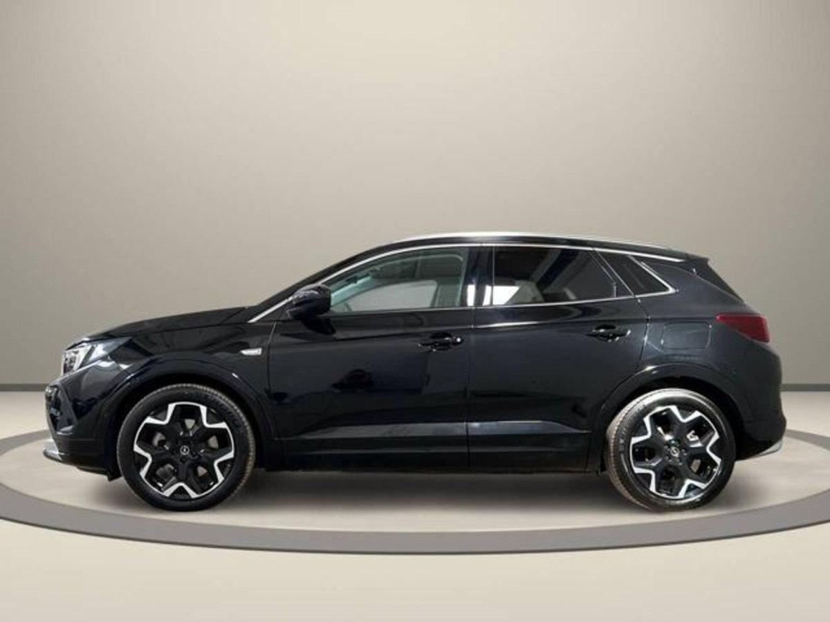 Opel Grandland 1.6 PHEV aut. AWD Ultimate (3)