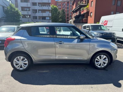 Suzuki Swift 1.2 Dualjet Cool (7)