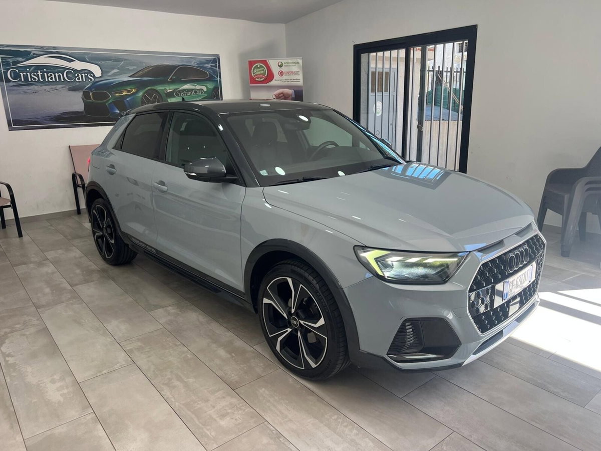 Audi A1 citycarver 30 TFSI Identity Contrast (4)