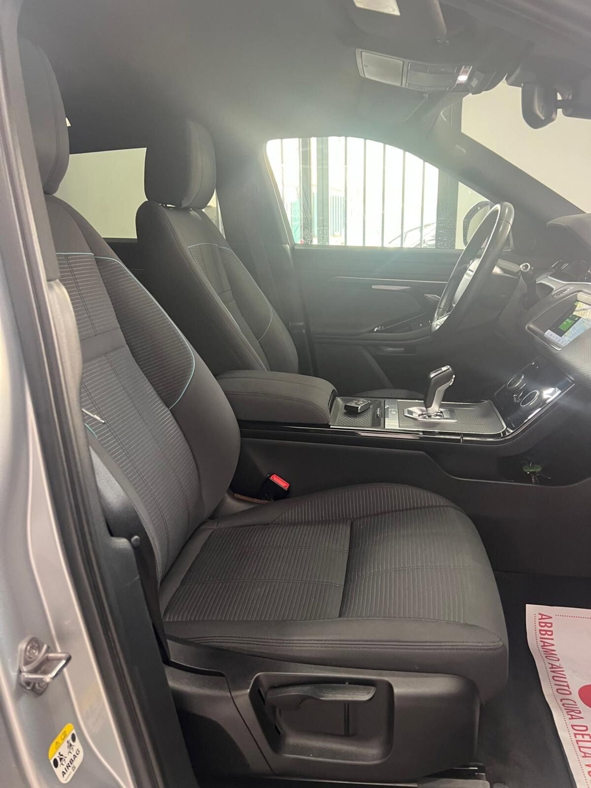 Land Rover Range Rover Evoque 2.0D I4-L.Flw 150CV AWD Aut R-Dynamic HSE (12)