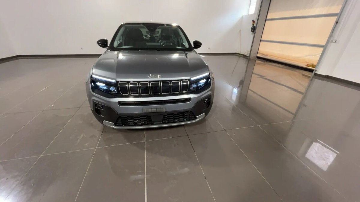 Jeep Avenger 1.2 turbo Summit fwd 100cv (2)