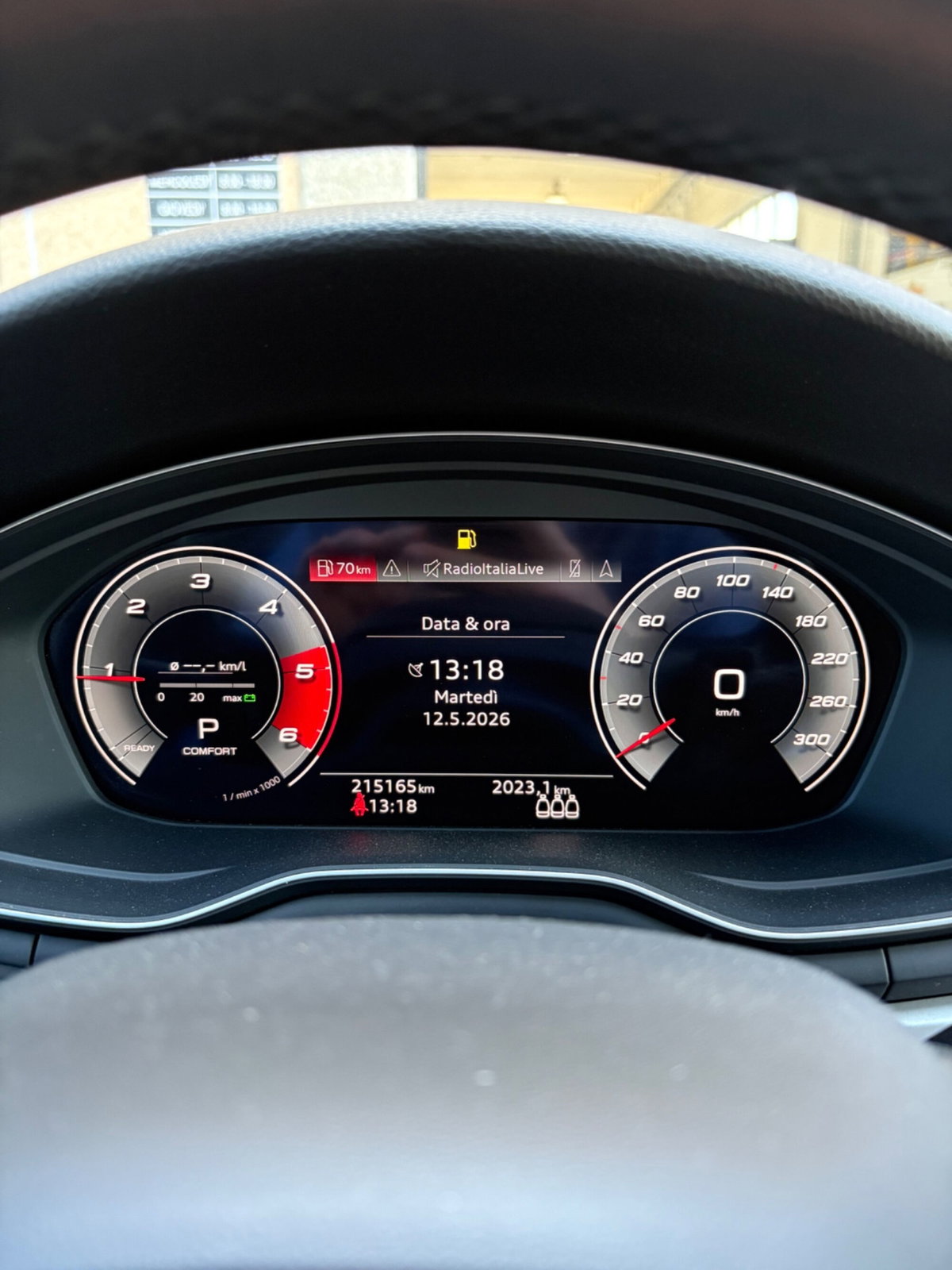 Audi A4 Avant 35 TDI/163 CV S tronic Business Advanced (8)