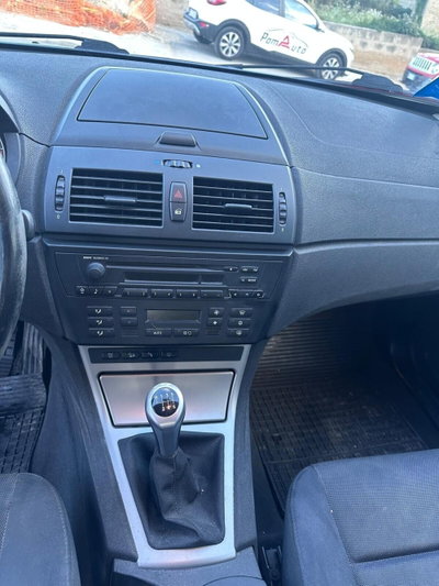 BMW X3 2.0d cat Eletta (8)