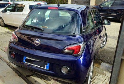 Opel Adam 1.2 70 CV White/Black Link (3)
