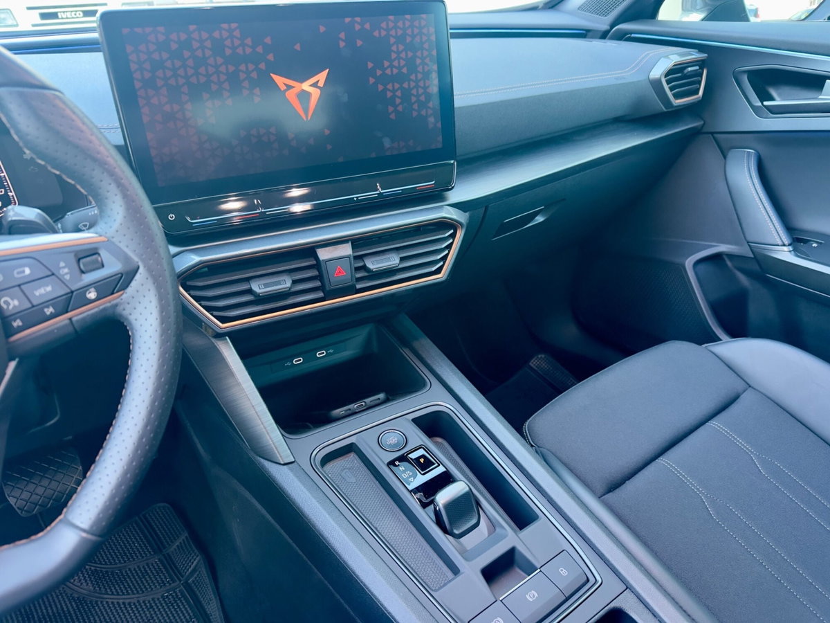 Cupra Formentor Formentor 1.4 e-Hybrid DSG (12)