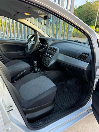 Fiat Grande Punto 1.2 5 porte S&S Actual (12)