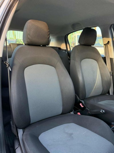 Fiat Grande Punto 1.2 5 porte S&S Actual (8)