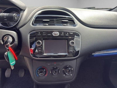 Fiat Punto 1.4 8V 5 porte Natural Power Lounge (12)