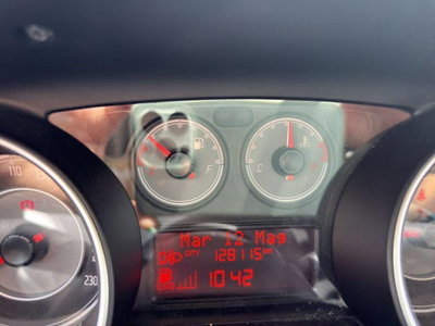 Fiat Punto 1.4 8V 5 porte Natural Power Lounge (9)