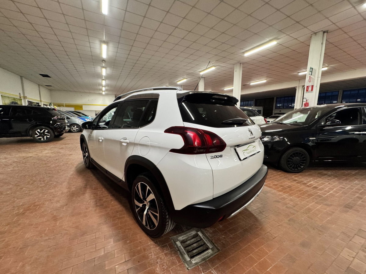 Peugeot 2008 100 GT Line (6)