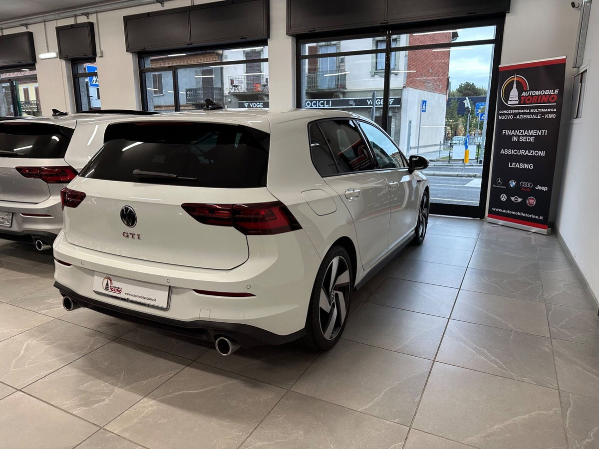 Volkswagen Golf 2.0 TSI GTI DSG (4)