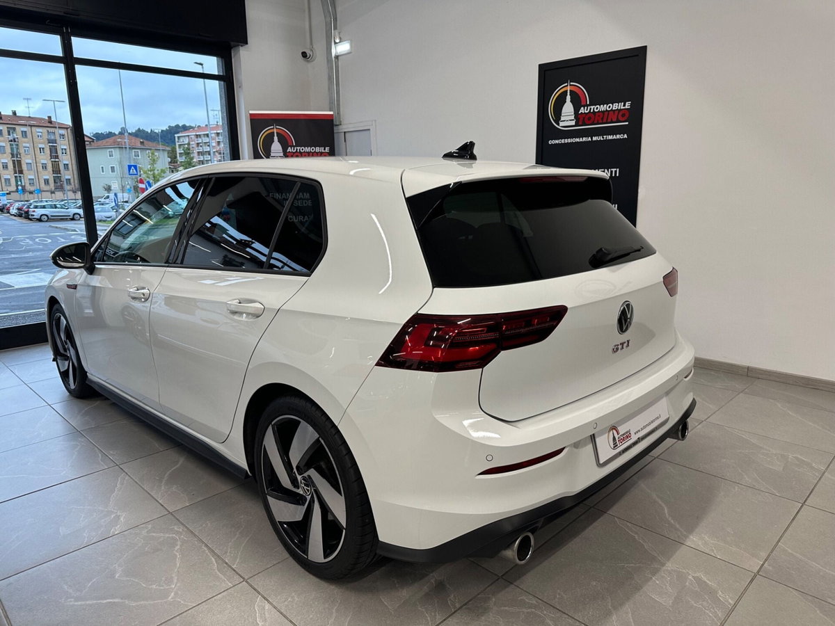 Volkswagen Golf 2.0 TSI GTI DSG (6)