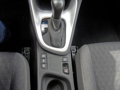Toyota Yaris 1.5 Hybrid 5 porte Active (12)