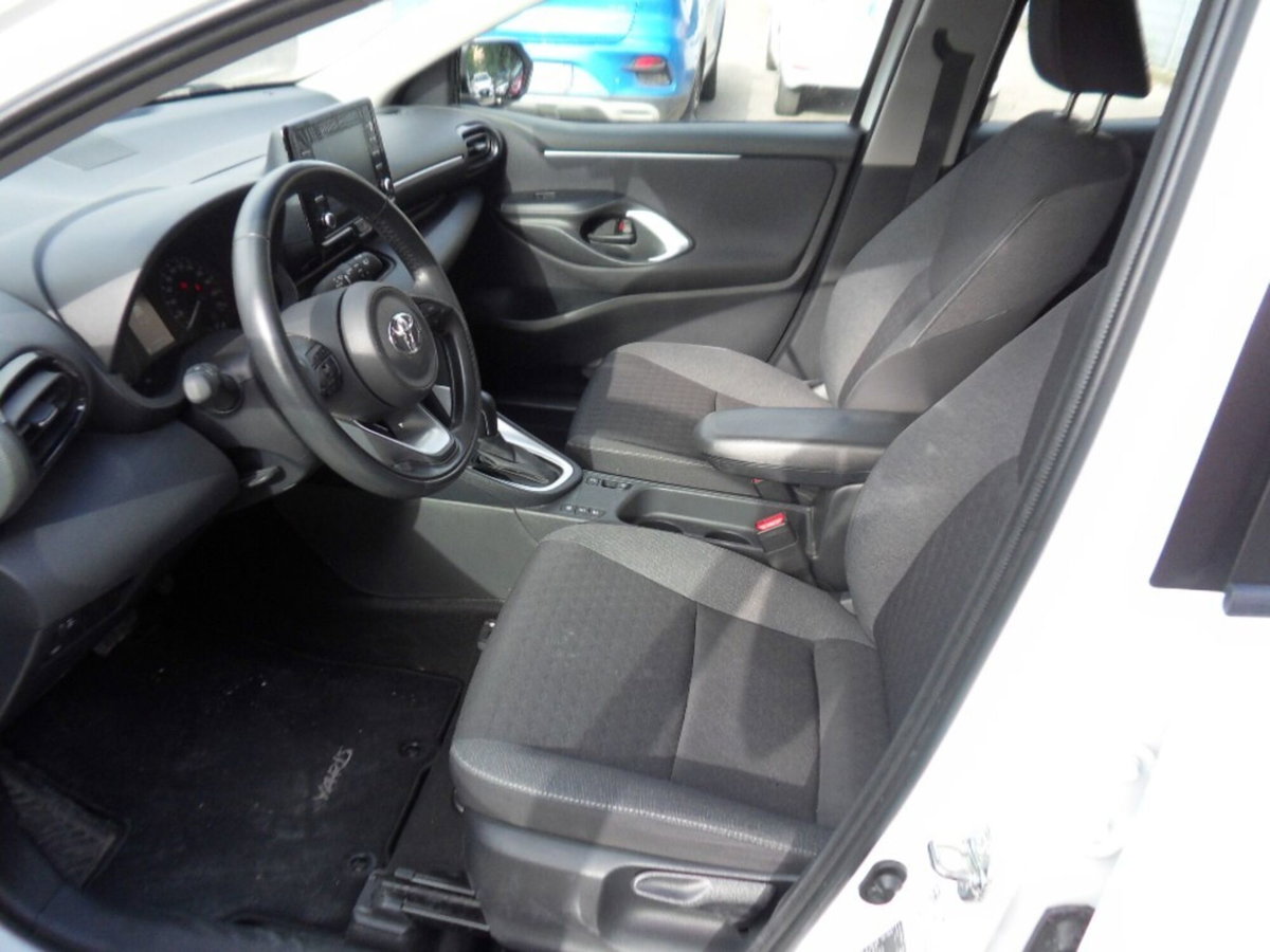 Toyota Yaris 1.5 Hybrid 5 porte Active (13)