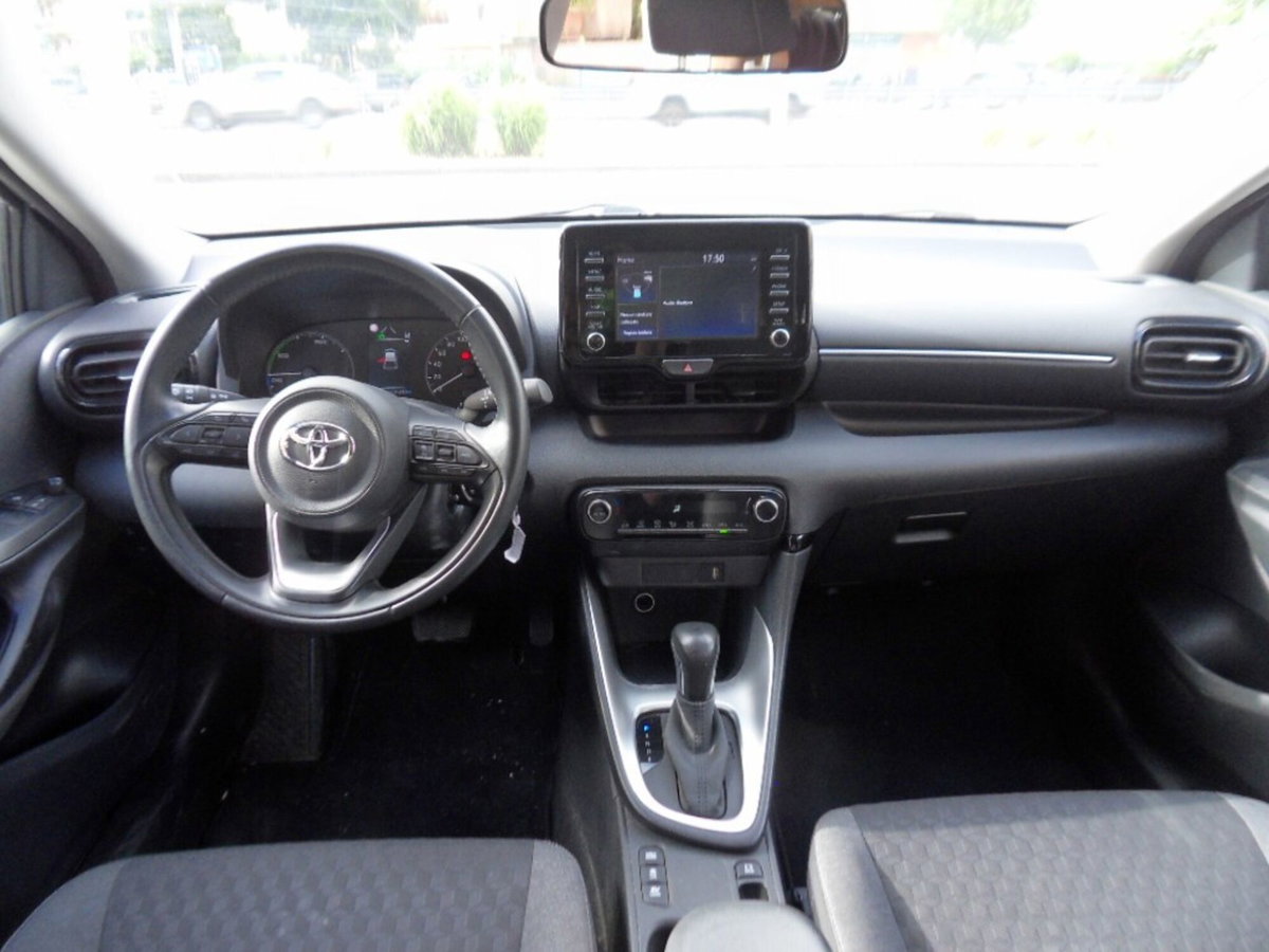 Toyota Yaris 1.5 Hybrid 5 porte Active (6)