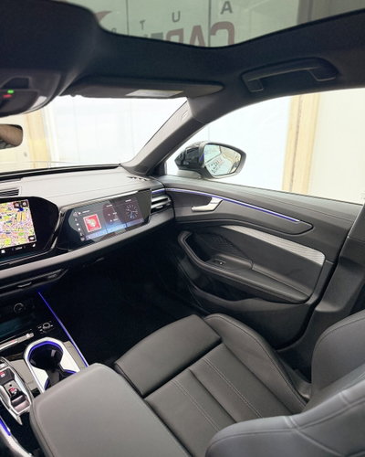 Audi A6 Avant 40 2.0 TDI S tronic Business Plus (18)