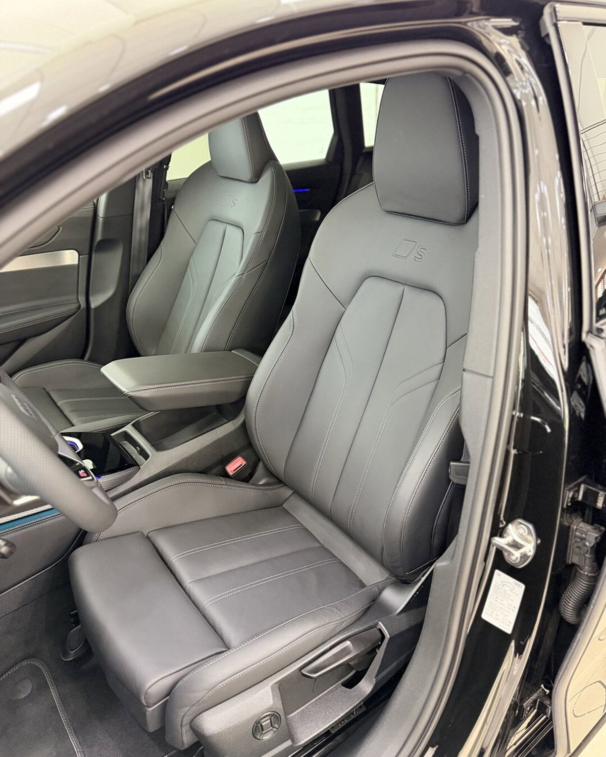 Audi A6 Avant 40 2.0 TDI S tronic Business Plus (8)