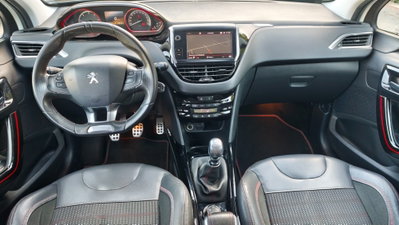 Peugeot 2008 120 S&S GT Line (10)