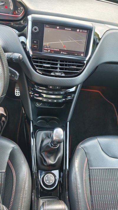 Peugeot 2008 120 S&S GT Line (14)