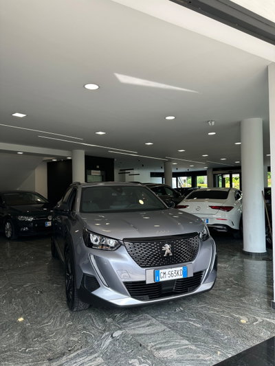 Peugeot 2008 1.2 turbo Allure 100cv (3)