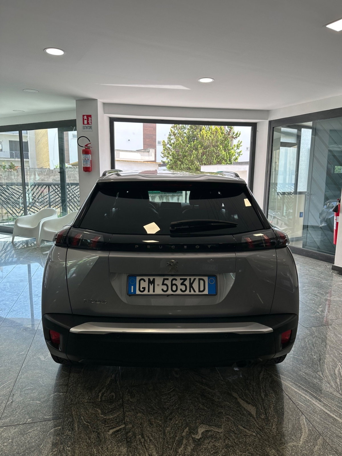 Peugeot 2008 1.2 turbo Allure 100cv (5)