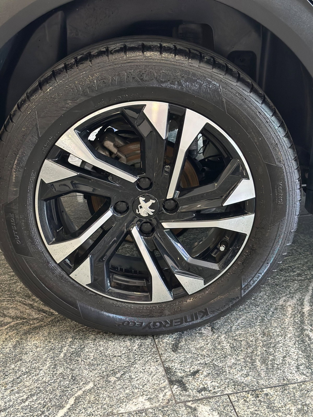 Peugeot 2008 BlueHDi 110 S&S Active Pack (13)