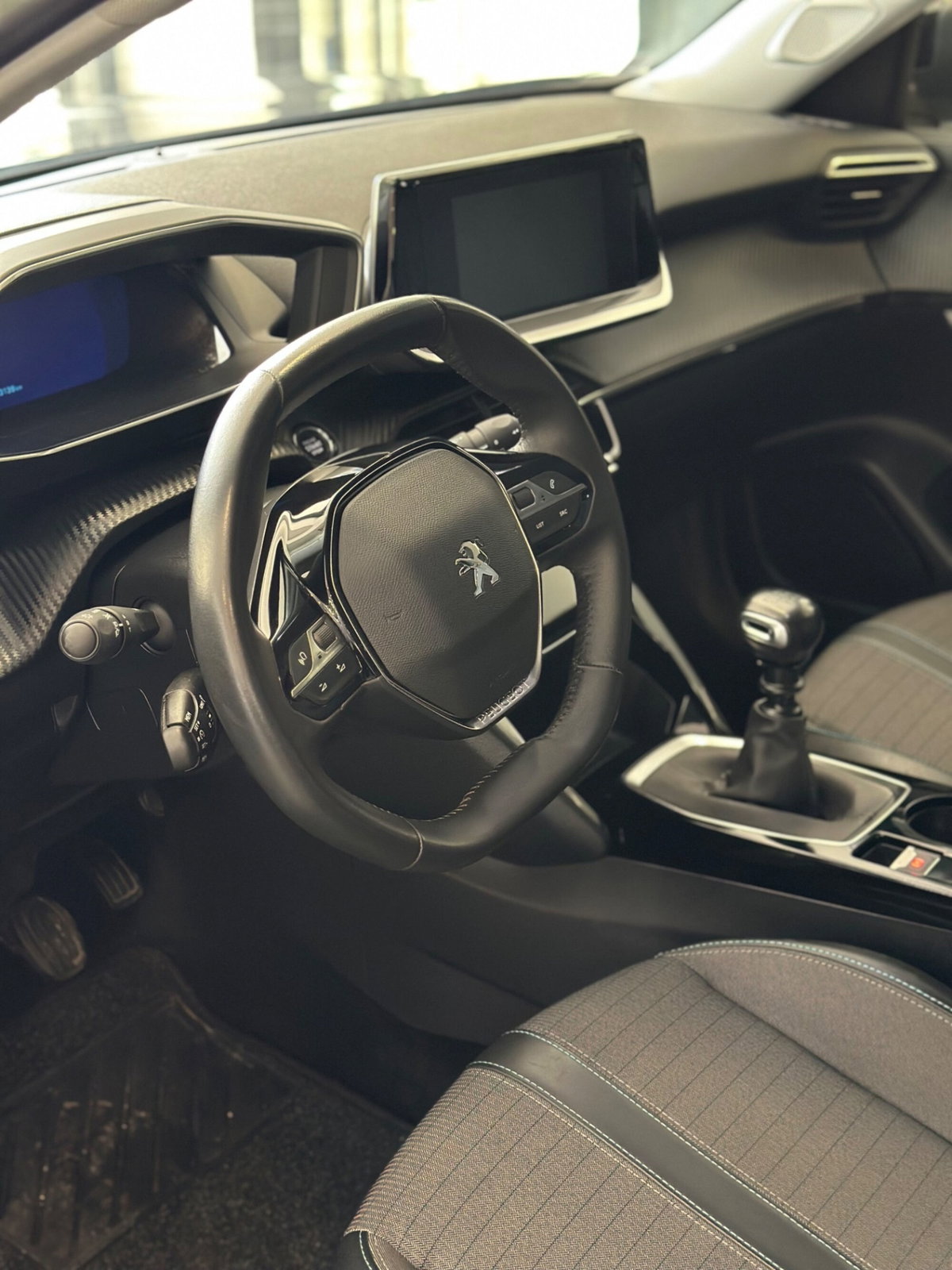 Peugeot 2008 BlueHDi 110 S&S Active Pack (7)