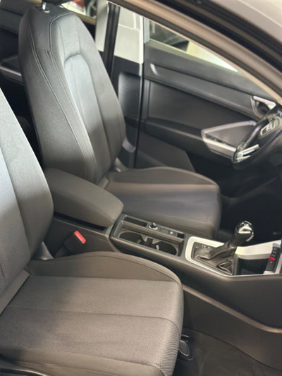 Audi Q3 35 TDI quattro S tronic Business (11)