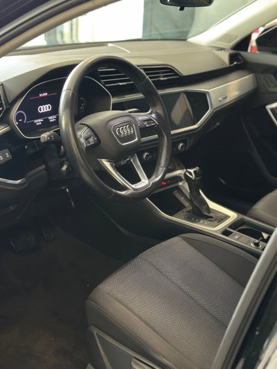 Audi Q3 35 TDI quattro S tronic Business (8)