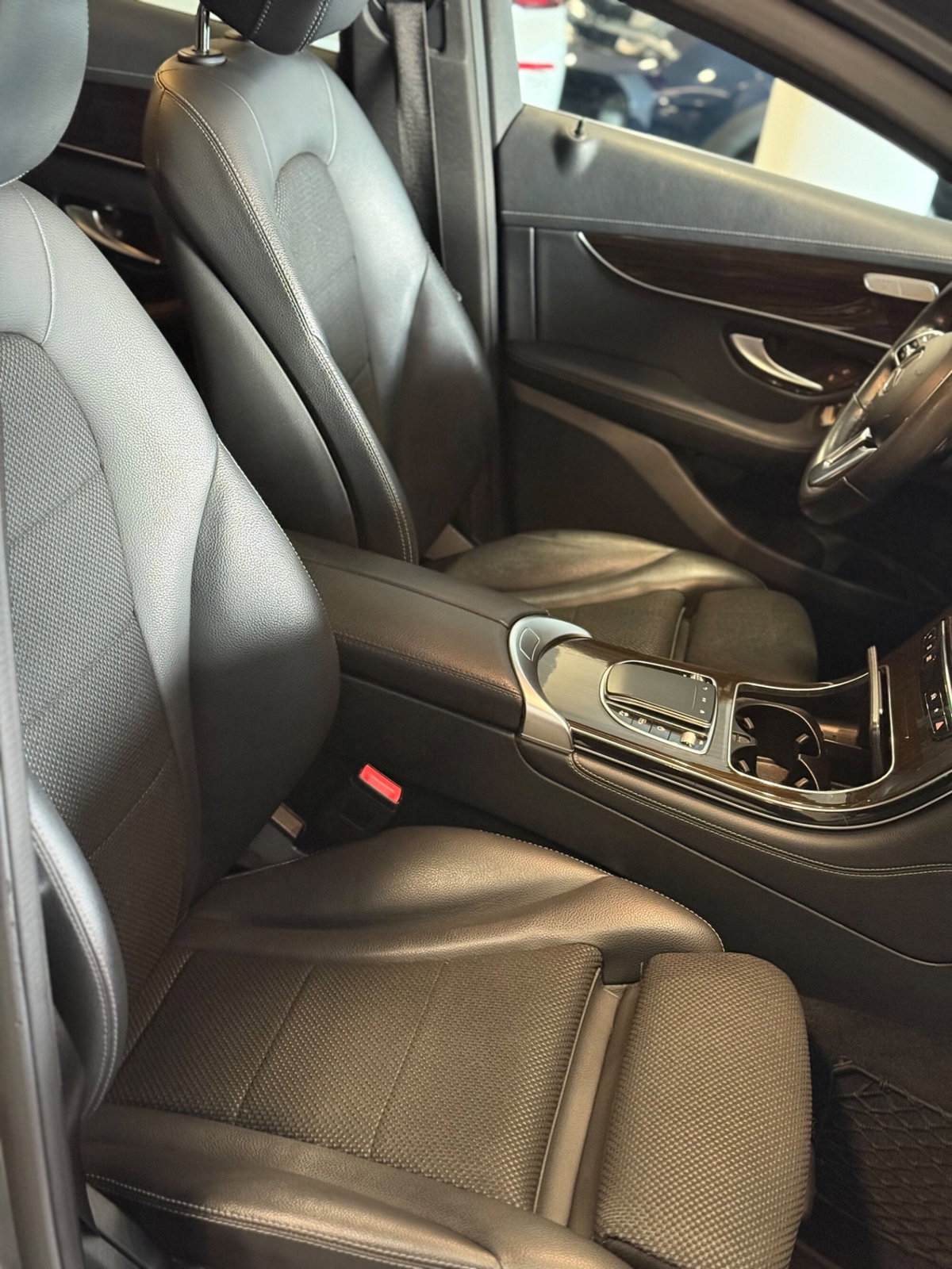 Mercedes-Benz GLC SUV 220 d 4Matic Premium (16)