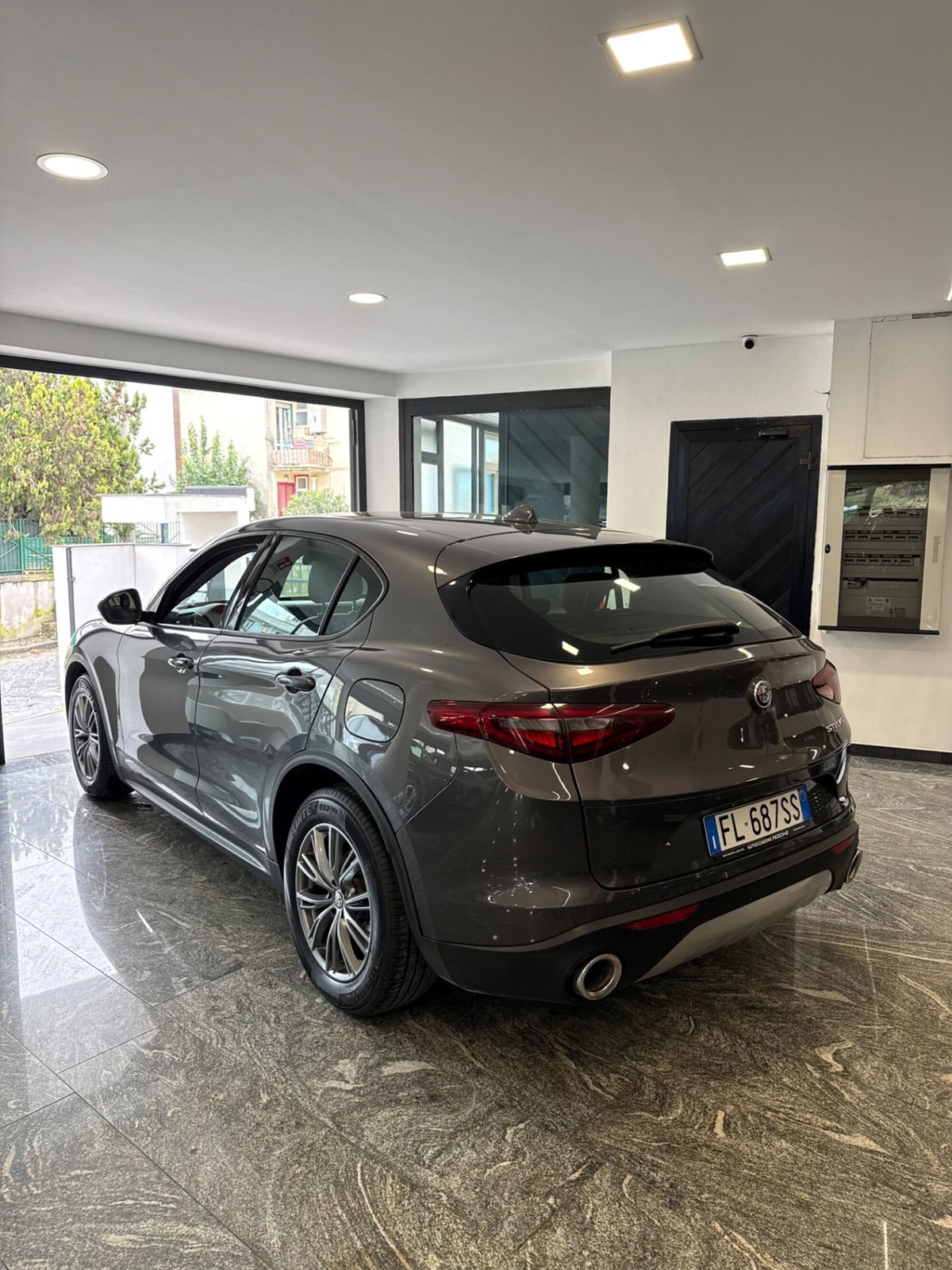 Alfa Romeo Stelvio Stelvio 2.2 Turbodiesel 180 CV AT8 RWD Super (2)