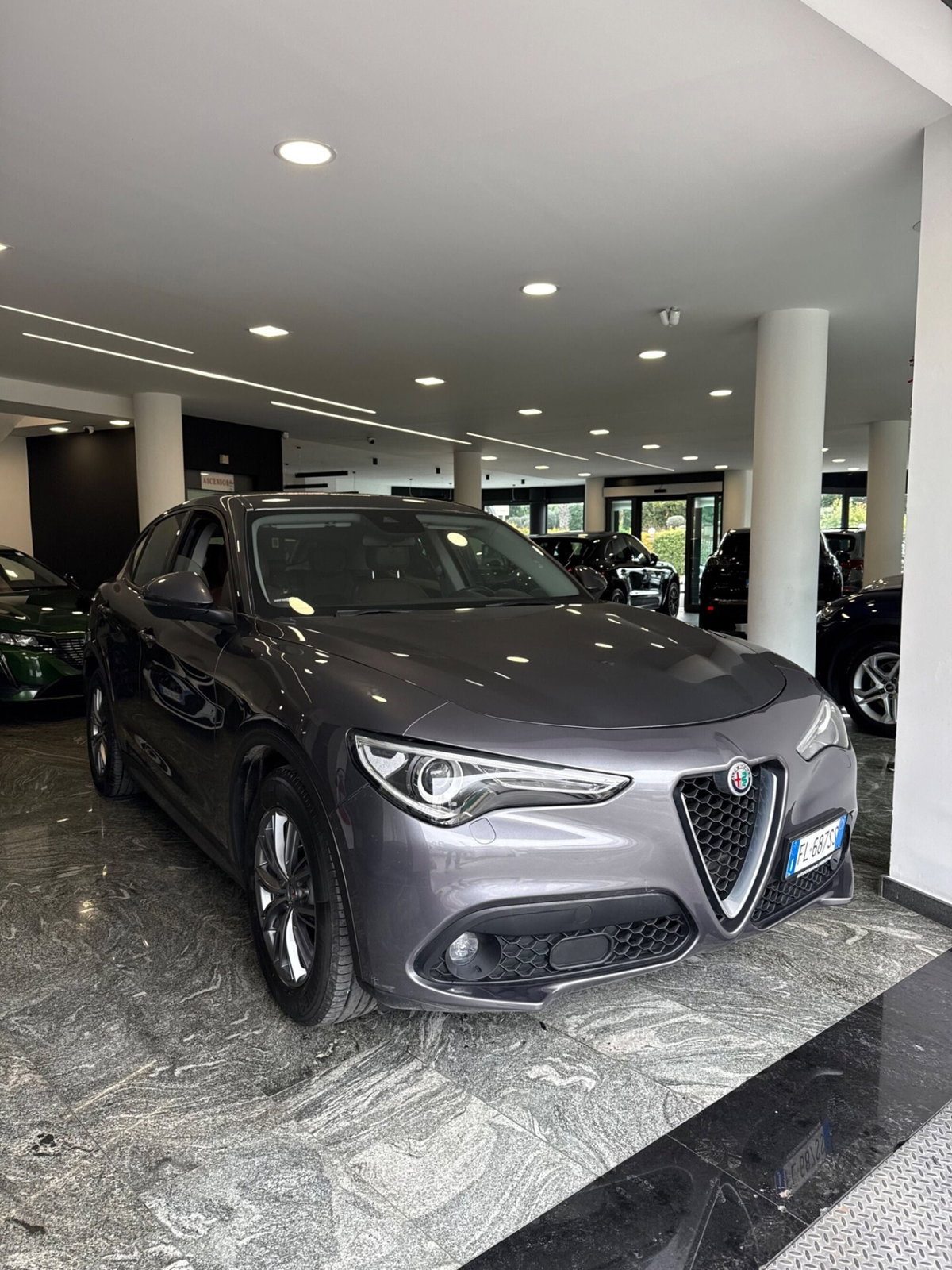 Alfa Romeo Stelvio Stelvio 2.2 Turbodiesel 180 CV AT8 RWD Super (5)