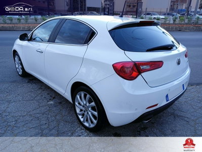 Alfa Romeo Giulietta 1.6 JTDm Ti 120cv (7)