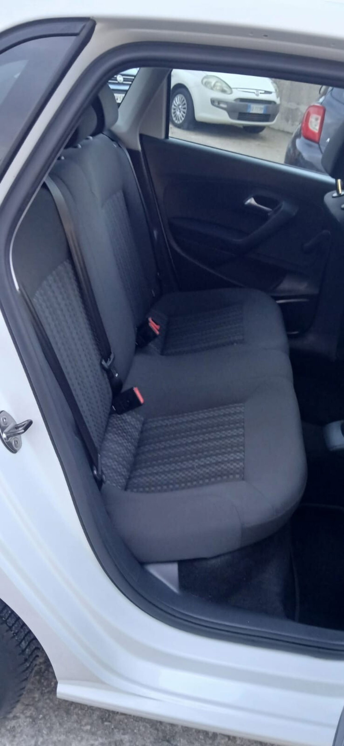 Volkswagen Polo 1.0 MPI 5p. Trendline (10)